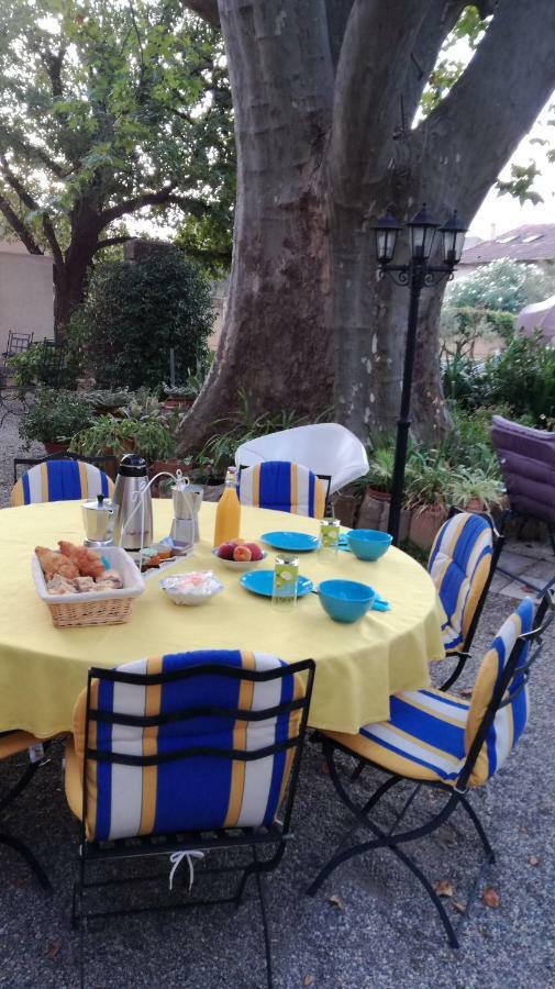 Berne &Michel Bed & Breakfast Авиньон Екстериор снимка